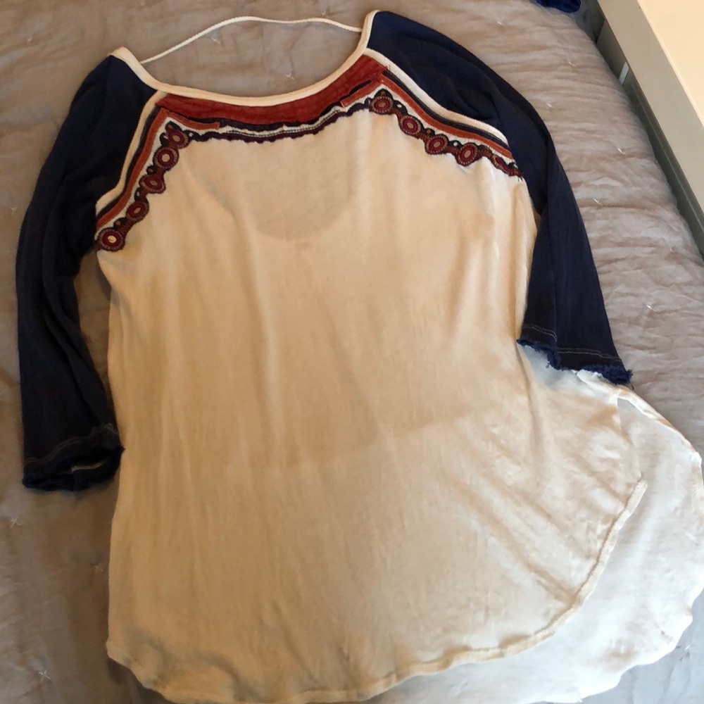 quarter sleeve shirt